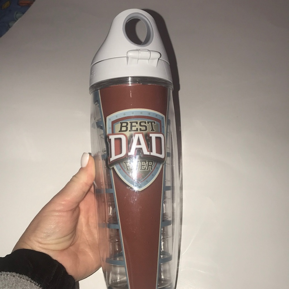 24 ounce Tervis